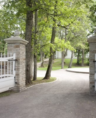 Open Gates to the Palmse Manor